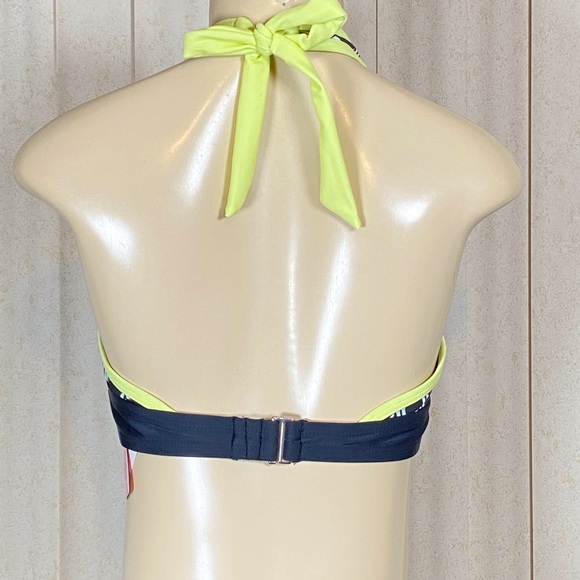 Go By Gossip Black And White Geometric Halter Top - Picture 2 of 4